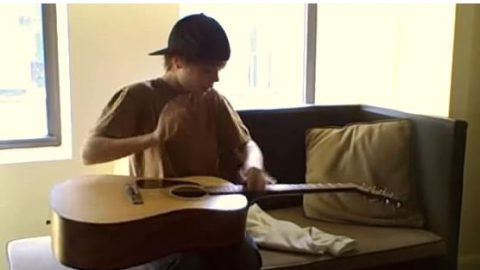 dzhastin-biber-justin-drew-bieber-august-rush-style-guitar-playing